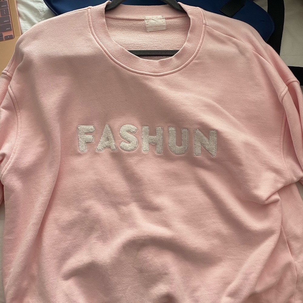 Sarah’s Day x White Fox Fashun Sweatshirt
